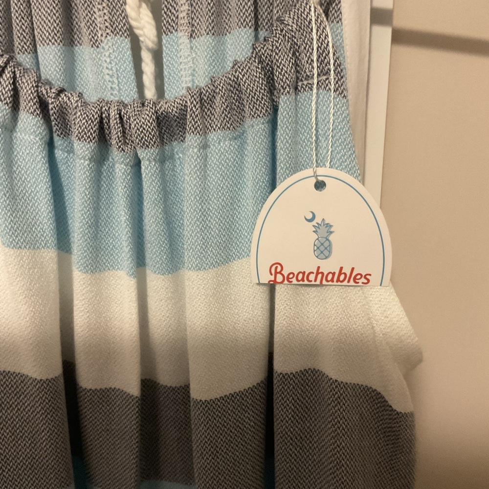 BNWT! Beachables skipper light Blue and Gray and white🤍🩵🩶 - Picture 6 of 7